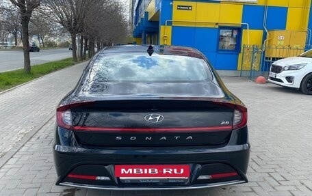 Hyundai Sonata VIII, 2020 год, 2 375 000 рублей, 4 фотография