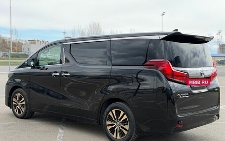 Toyota Alphard III, 2018 год, 4 500 000 рублей, 4 фотография