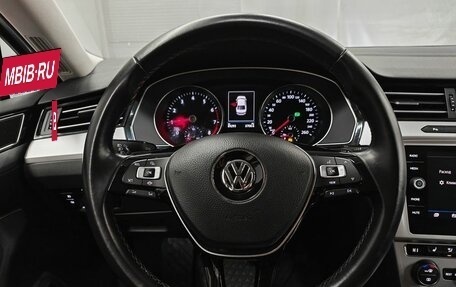 Volkswagen Passat B8 рестайлинг, 2018 год, 2 342 000 рублей, 12 фотография