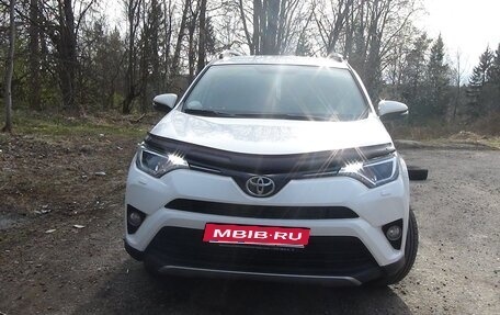 Toyota RAV4, 2017 год, 2 549 000 рублей, 1 фотография
