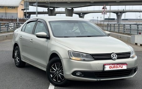 Volkswagen Jetta VI, 2014 год, 449 000 рублей, 1 фотография