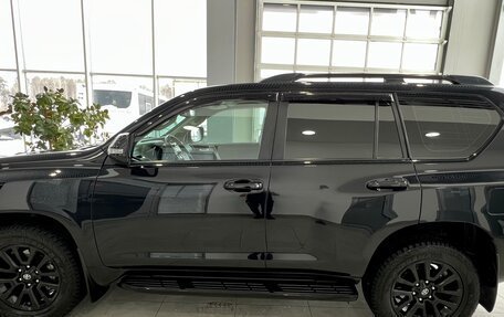 Toyota Land Cruiser Prado 150 рестайлинг 2, 2014 год, 3 980 000 рублей, 6 фотография