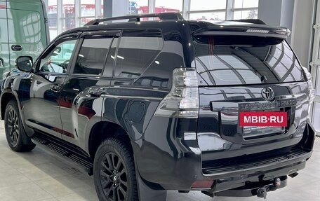 Toyota Land Cruiser Prado 150 рестайлинг 2, 2014 год, 3 980 000 рублей, 4 фотография