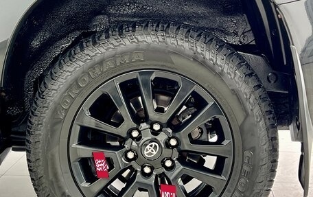 Toyota Land Cruiser Prado 150 рестайлинг 2, 2014 год, 3 980 000 рублей, 29 фотография