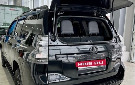 Toyota Land Cruiser Prado 150 рестайлинг 2, 2014 год, 3 980 000 рублей, 25 фотография