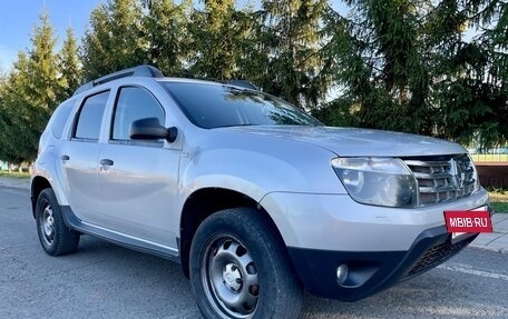 Renault Duster I рестайлинг, 2013 год, 890 000 рублей, 3 фотография