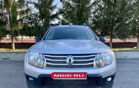 Renault Duster I рестайлинг, 2013 год, 890 000 рублей, 2 фотография