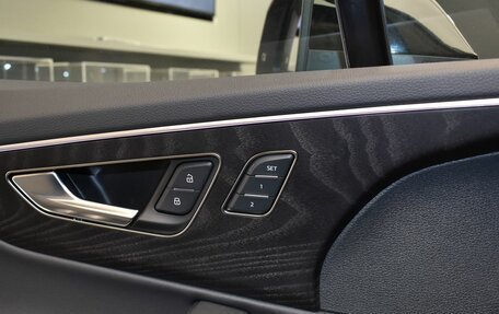 Audi Q7, 2024 год, 10 999 000 рублей, 23 фотография