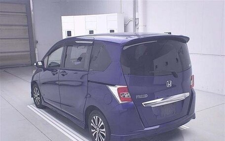 Honda Freed I, 2015 год, 850 000 рублей, 2 фотография