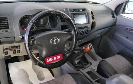 Toyota Hilux VII, 2010 год, 2 099 000 рублей, 10 фотография