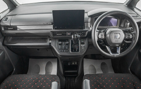 Honda Stepwgn, 2022 год, 3 049 000 рублей, 9 фотография