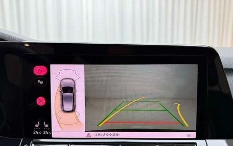 Volkswagen Golf VIII, 2022 год, 2 140 000 рублей, 15 фотография