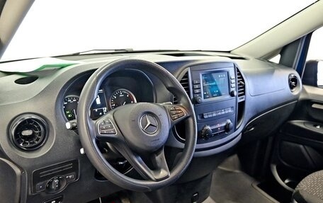 Mercedes-Benz Vito, 2023 год, 3 997 000 рублей, 5 фотография