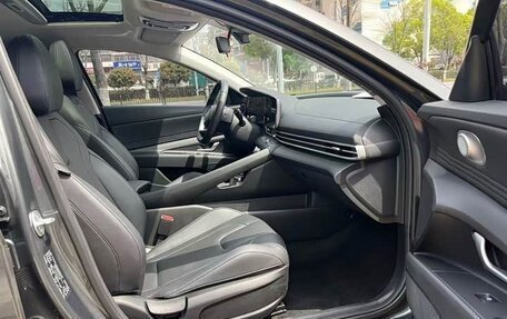 Hyundai Elantra, 2022 год, 1 620 000 рублей, 11 фотография