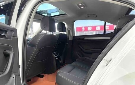 Skoda Superb III рестайлинг, 2022 год, 2 276 000 рублей, 12 фотография