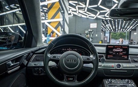Audi A8, 2016 год, 3 650 000 рублей, 13 фотография