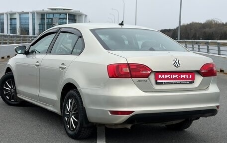 Volkswagen Jetta VI, 2014 год, 449 000 рублей, 2 фотография