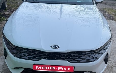 KIA K5, 2020 год, 2 700 000 рублей, 2 фотография