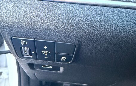 KIA K5, 2020 год, 2 700 000 рублей, 26 фотография