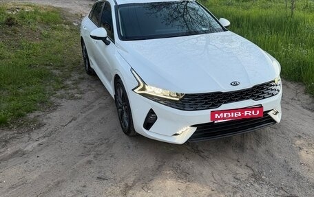 KIA K5, 2020 год, 2 700 000 рублей, 33 фотография