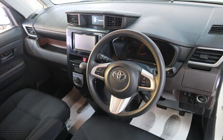 Toyota Roomy I, 2017 год, 1 099 000 рублей, 10 фотография