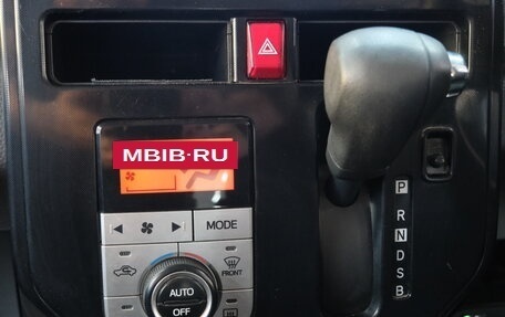 Toyota Roomy I, 2017 год, 1 099 000 рублей, 15 фотография