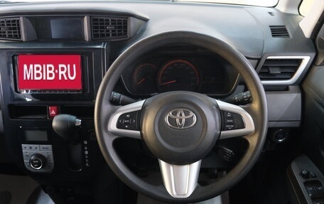 Toyota Roomy I, 2017 год, 1 099 000 рублей, 11 фотография