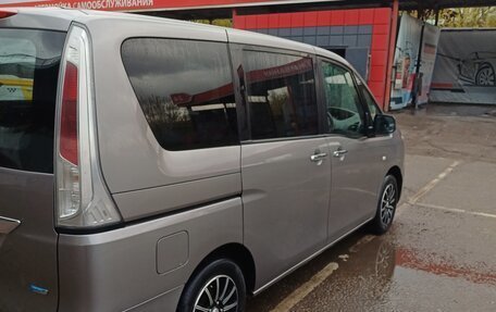 Nissan Serena IV, 2011 год, 1 050 000 рублей, 1 фотография