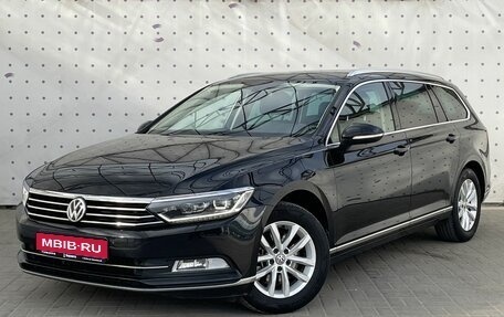 Volkswagen Passat B8 рестайлинг, 2019 год, 2 575 000 рублей, 1 фотография