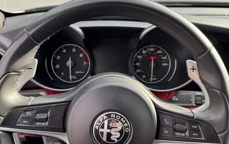 Alfa Romeo Giulia II, 2019 год, 3 000 000 рублей, 7 фотография