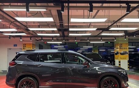 Chevrolet Orlando, 2023 год, 1 632 000 рублей, 4 фотография