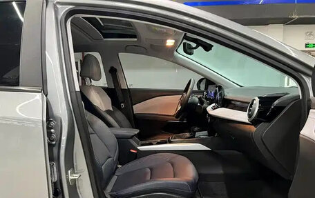 Chevrolet Monza, 2023 год, 1 015 000 рублей, 14 фотография