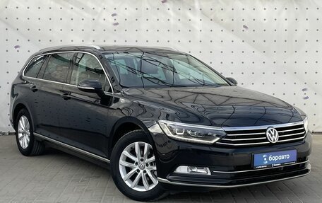 Volkswagen Passat B8 рестайлинг, 2019 год, 2 575 000 рублей, 2 фотография