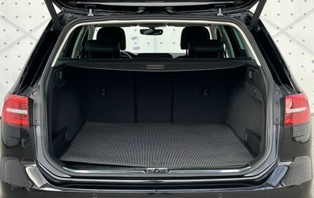 Volkswagen Passat B8 рестайлинг, 2019 год, 2 575 000 рублей, 7 фотография