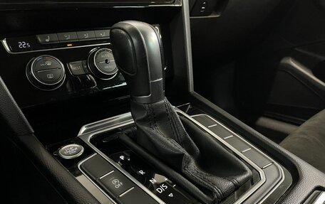 Volkswagen Passat B8 рестайлинг, 2019 год, 2 575 000 рублей, 16 фотография