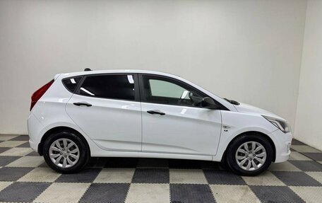 Hyundai Solaris II рестайлинг, 2015 год, 810 000 рублей, 4 фотография