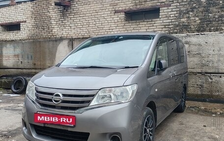 Nissan Serena IV, 2011 год, 1 050 000 рублей, 8 фотография