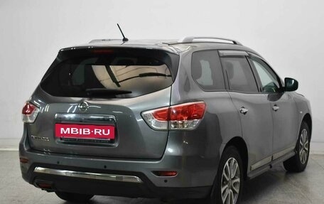 Nissan Pathfinder, 2016 год, 2 130 000 рублей, 4 фотография