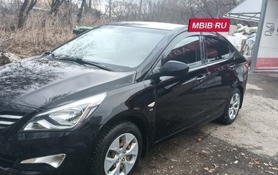 Hyundai Solaris II рестайлинг, 2015 год, 920 000 рублей, 1 фотография