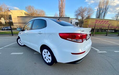 KIA Rio III рестайлинг, 2016 год, 830 000 рублей, 5 фотография
