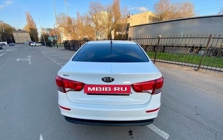 KIA Rio III рестайлинг, 2016 год, 830 000 рублей, 4 фотография