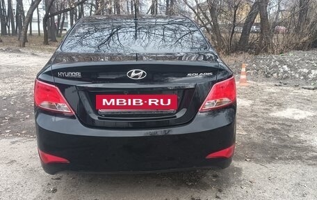 Hyundai Solaris II рестайлинг, 2015 год, 920 000 рублей, 8 фотография