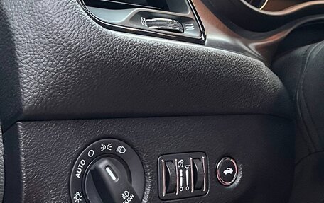 Dodge Challenger III рестайлинг 2, 2019 год, 3 900 000 рублей, 3 фотография