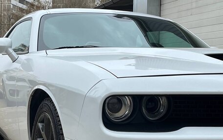 Dodge Challenger III рестайлинг 2, 2019 год, 3 900 000 рублей, 14 фотография