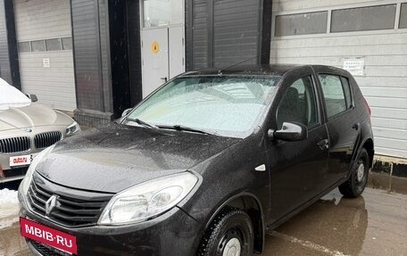 Renault Sandero I, 2011 год, 590 000 рублей, 2 фотография