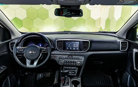 KIA Sportage IV рестайлинг, 2019 год, 2 100 000 рублей, 15 фотография