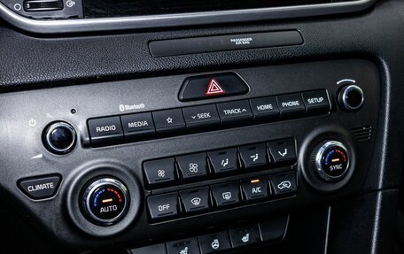 KIA Sportage IV рестайлинг, 2019 год, 2 100 000 рублей, 21 фотография