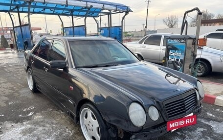 Mercedes-Benz E-Класс, 1996 год, 210 000 рублей, 9 фотография