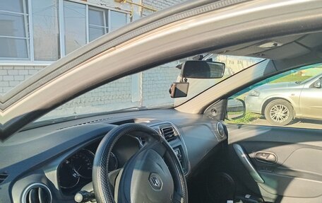 Renault Logan II, 2014 год, 650 000 рублей, 3 фотография