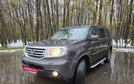 Honda Pilot III рестайлинг, 2013 год, 1 849 000 рублей, 5 фотография